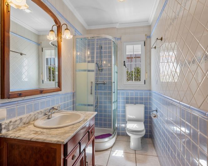 Image No.30-6 Bed Villa for sale