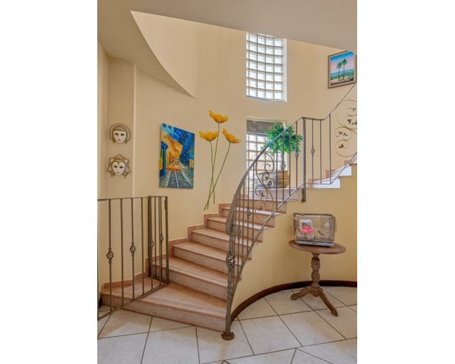 Image No.32-6 Bed Villa for sale