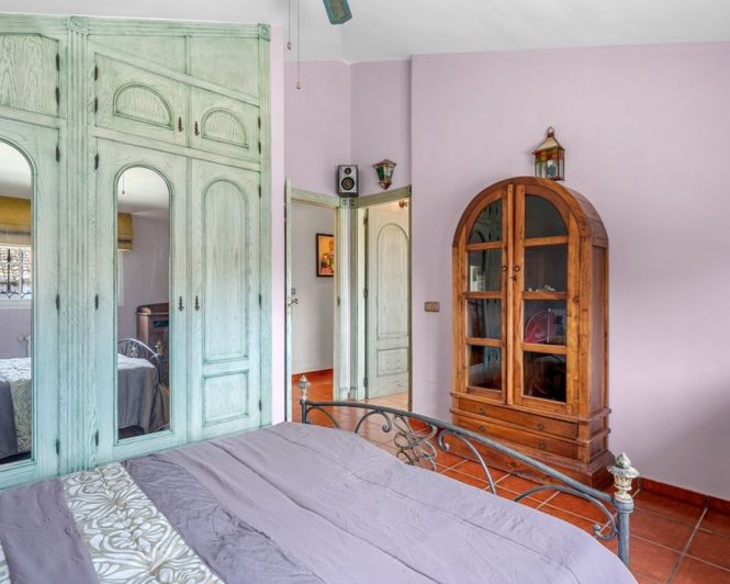 Image No.39-6 Bed Villa for sale