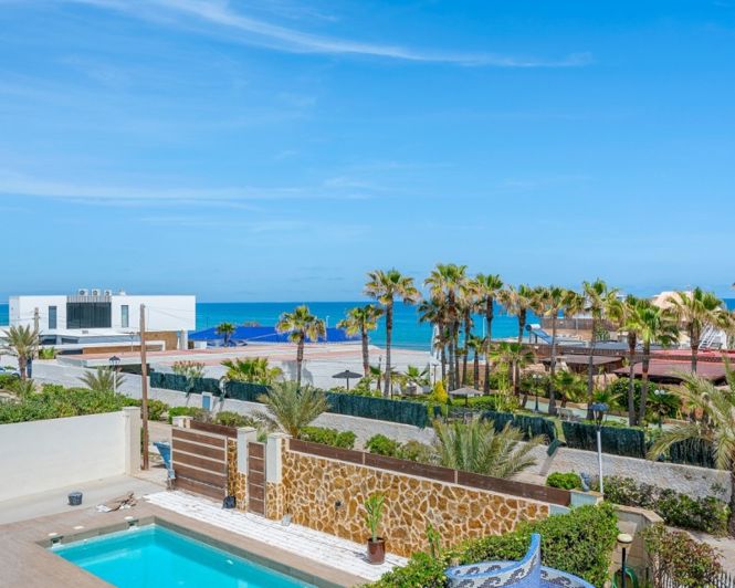 Image No.48-6 Bed Villa for sale