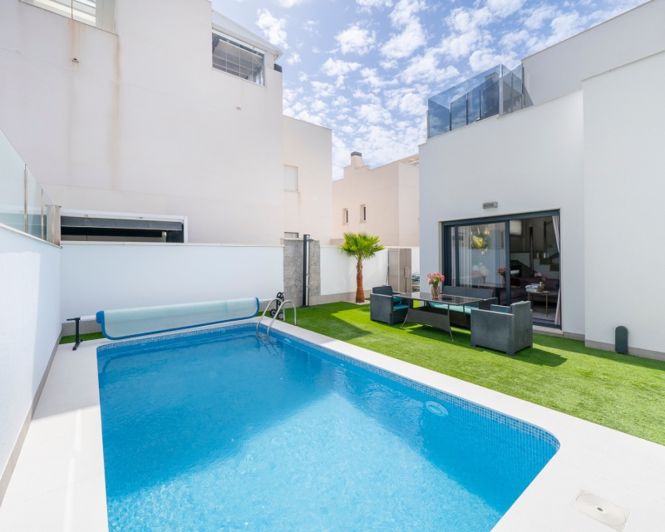 Image No.4-Villa de 5 chambres à vendre à Torrevieja