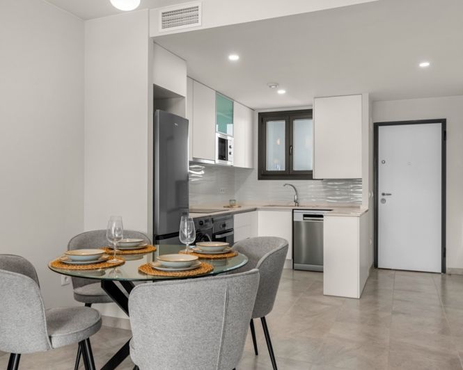 Image No.8-2 Bed Apartment for sale