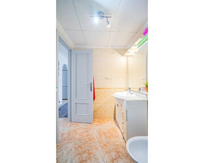 Image No.28-Appartement de 2 chambres à vendre à Punta Prima