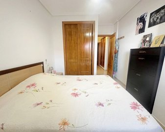 1608887lg