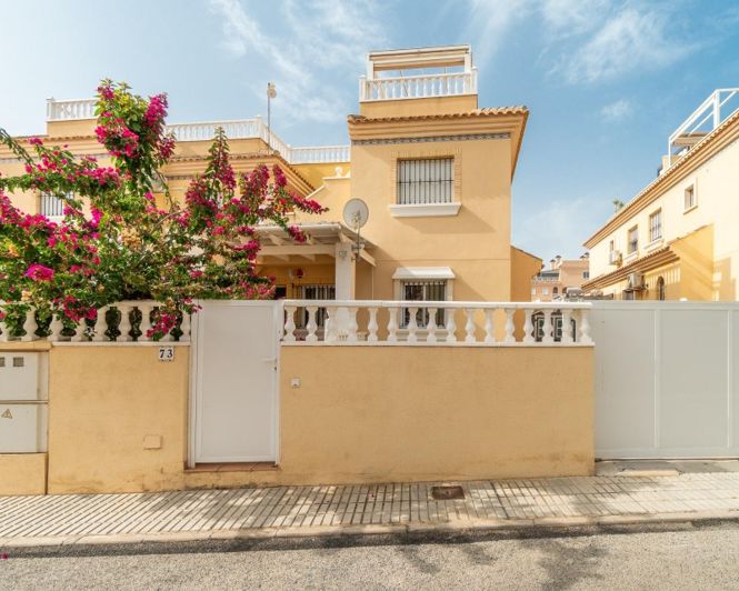 Image No.20-2 Bed Apartment for sale