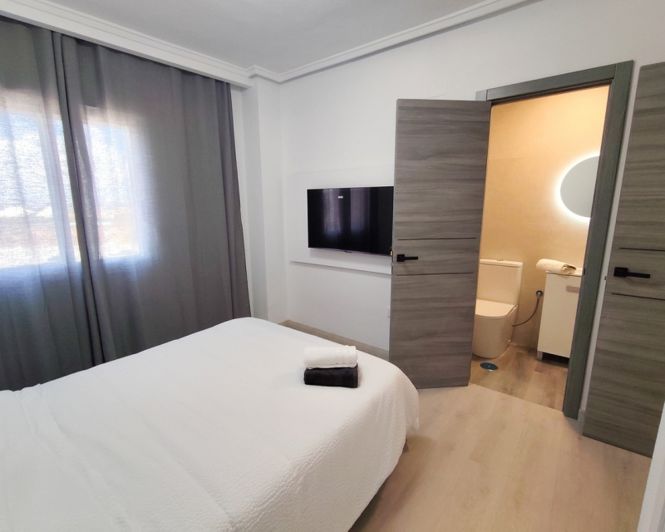 Image No.11-3 Bed Apartment for sale