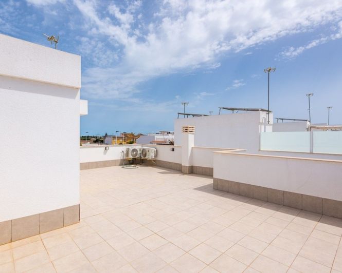 Image No.37-3 Bed Villa for sale
