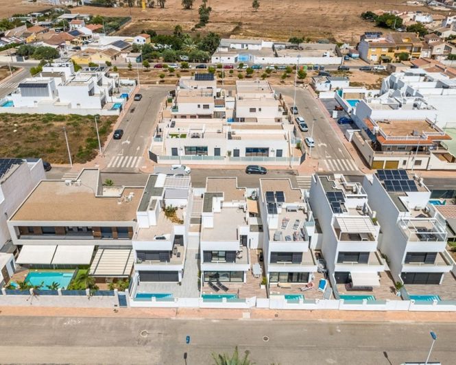 Image No.42-3 Bed Villa for sale