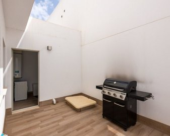 1627543lg