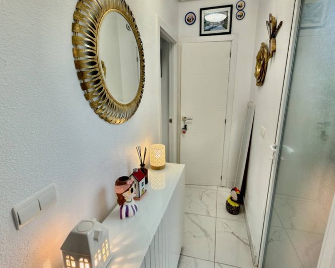 Image No.5-2 Bed Townhouse for sale