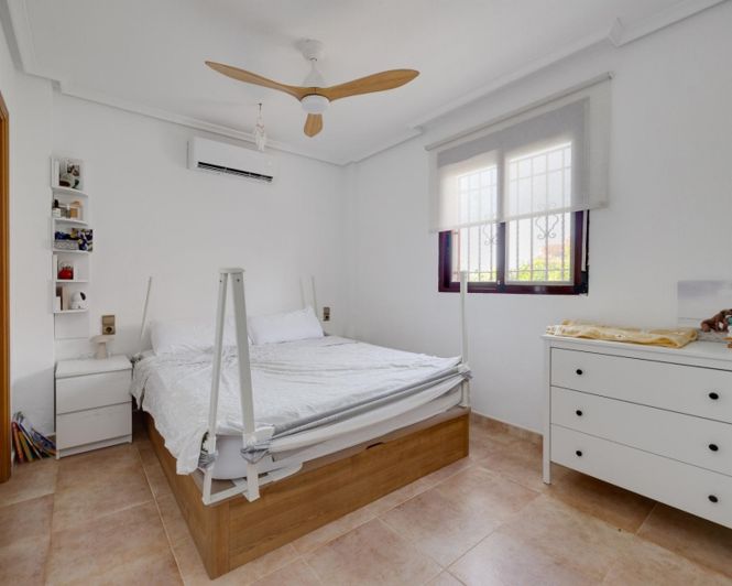Image No.19-3 Bed Villa for sale