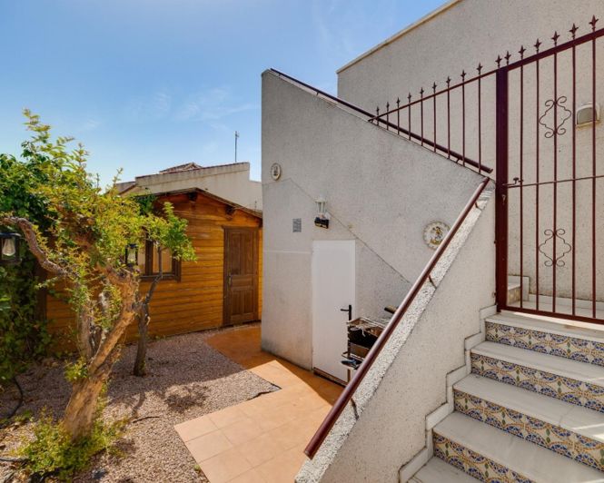 Image No.28-3 Bed Villa for sale