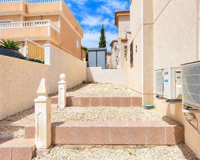 Image No.23-3 Bed Villa for sale