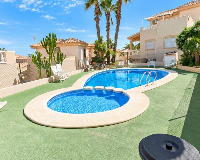 Image No.25-3 Bed Villa for sale