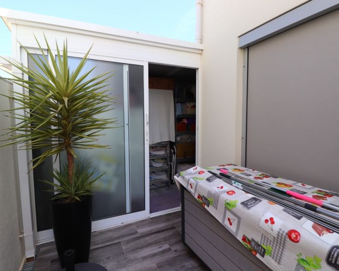 Image No.25-3 Bed Townhouse for sale