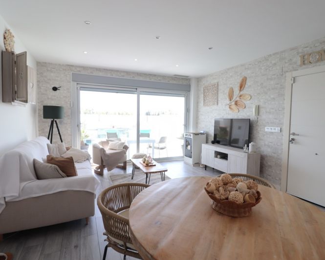 Image No.4-3 Bed Townhouse for sale