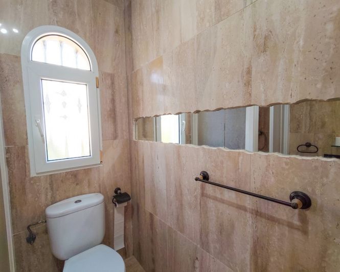 Image No.12-3 Bed Villa for sale