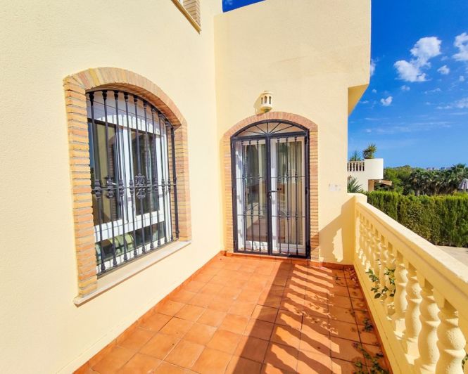 Image No.26-3 Bed Villa for sale