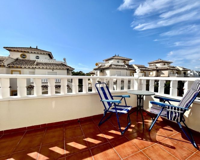 Image No.14-2 Bed Townhouse for sale