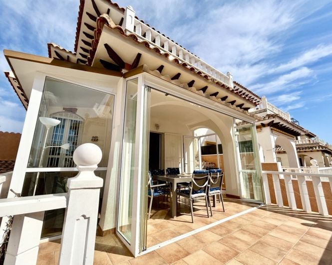 Image No.2-2 Bed Townhouse for sale
