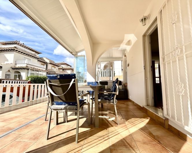Image No.28-2 Bed Townhouse for sale