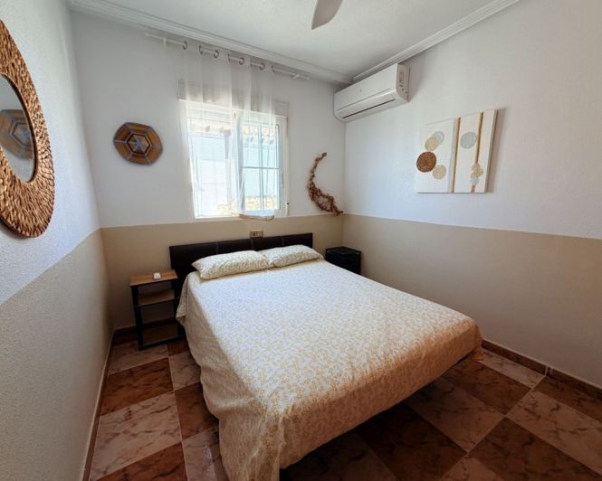 Image No.14-Villa de 2 chambres à vendre à Cabo Roig