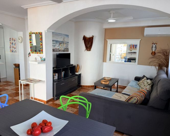 Image No.5-Villa de 2 chambres à vendre à Cabo Roig