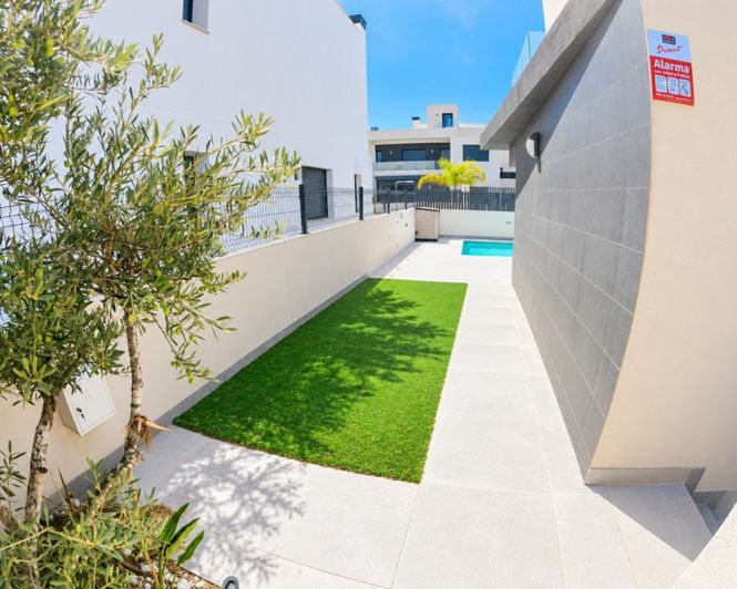 Image No.16-4 Bed Villa for sale