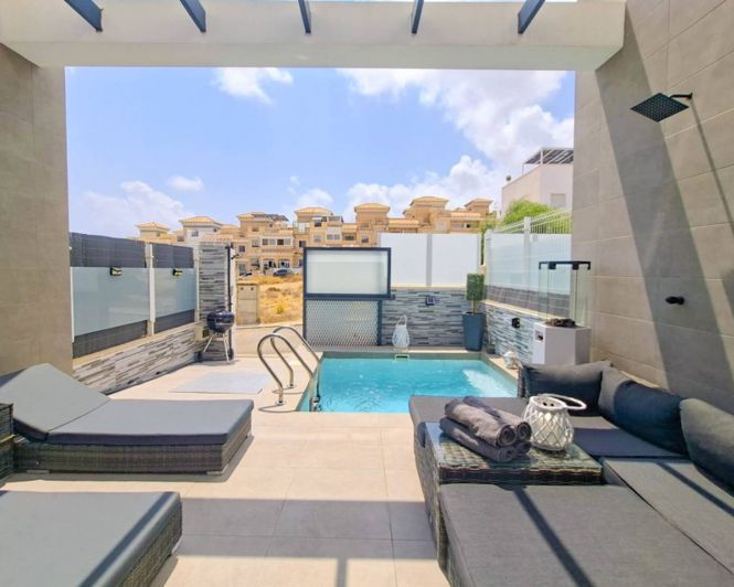 Image No.2-3 Bed Townhouse for sale