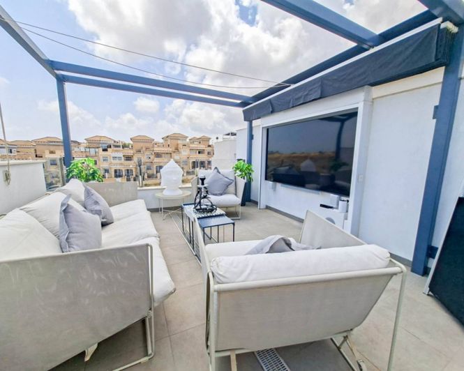 Image No.26-3 Bed Townhouse for sale