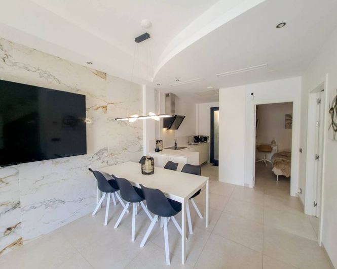 Image No.7-3 Bed Townhouse for sale