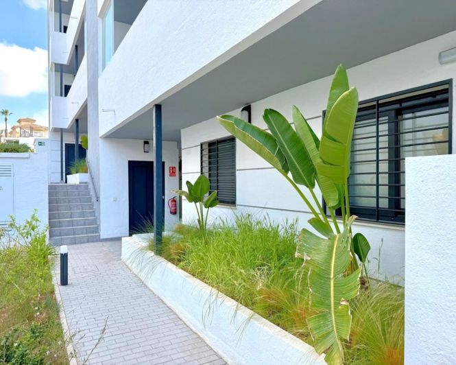 Image No.12-2 Bed Apartment for sale