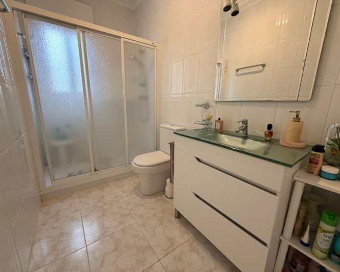 Image No.34-5 Bed Villa for sale