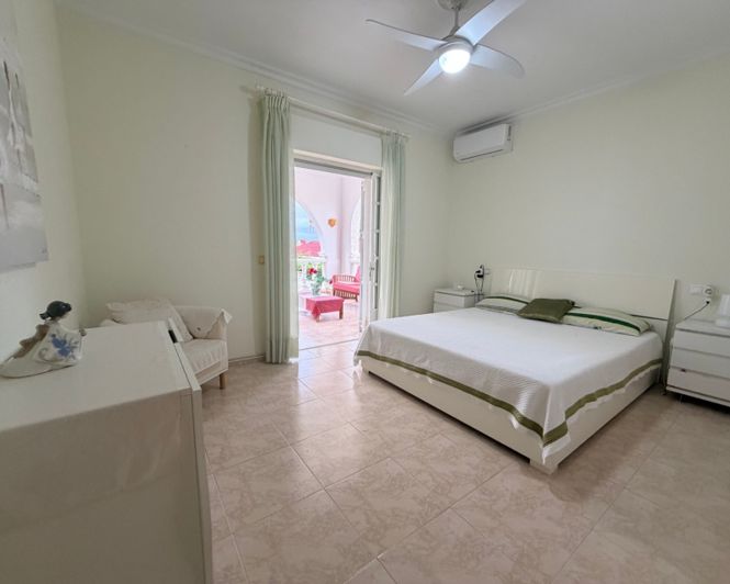 Image No.8-5 Bed Villa for sale