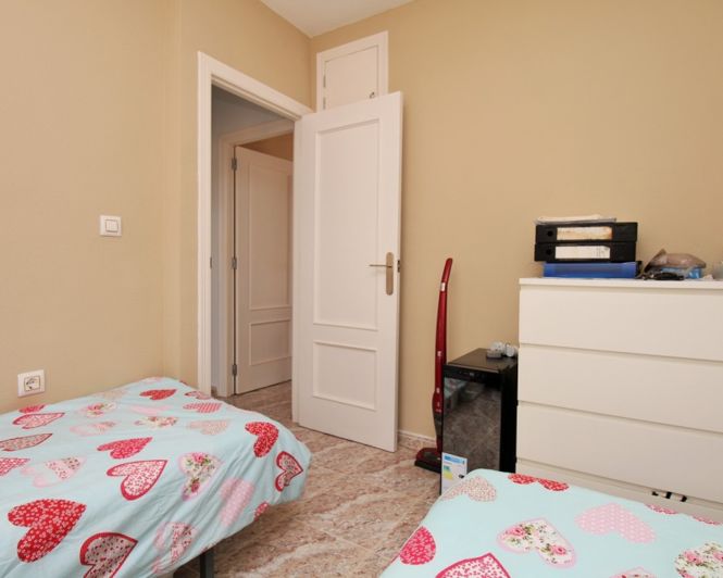 Image No.18-2 Bed Townhouse for sale