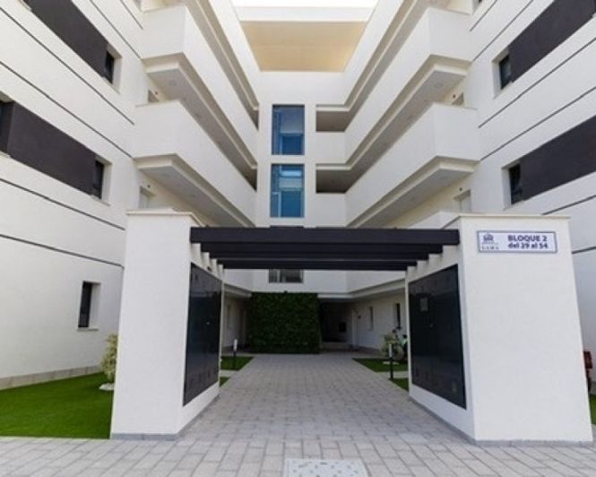 Image No.33-2 Bed Apartment for sale
