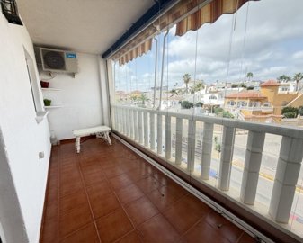 1623067lg