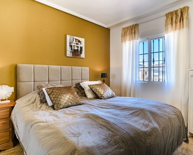 Image No.20-3 Bed Villa for sale