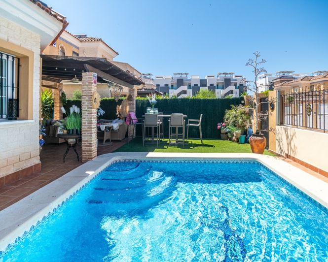 Image No.25-3 Bed Villa for sale