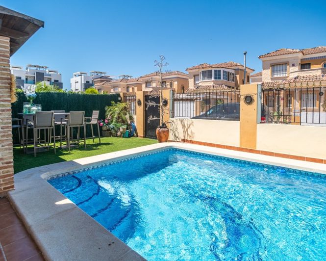 Image No.28-3 Bed Villa for sale