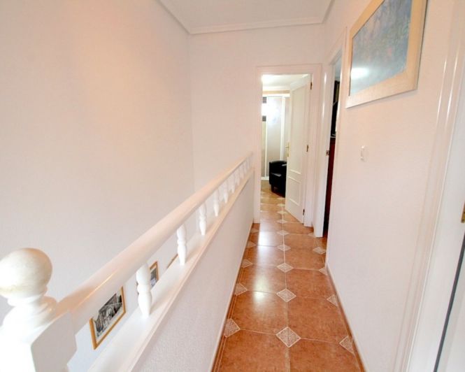 Image No.13-3 Bed Townhouse for sale