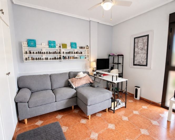 Image No.20-3 Bed Townhouse for sale