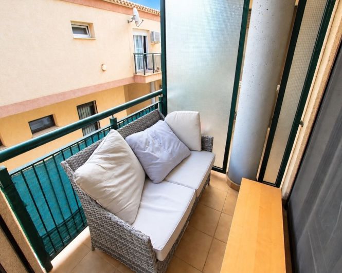 Image No.21-3 Bed Townhouse for sale