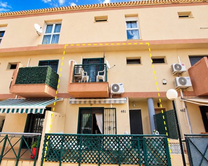 Image No.4-3 Bed Townhouse for sale
