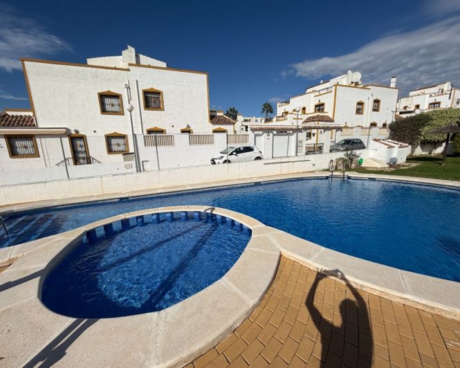 Image No.26-3 Bed Villa for sale