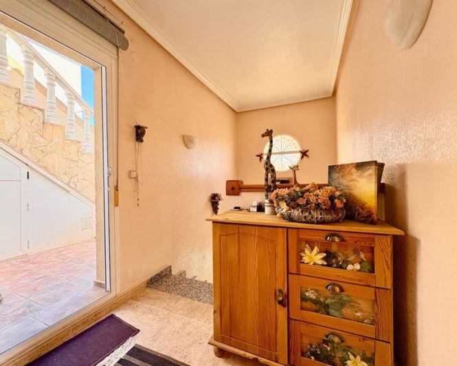 Image No.12-3 Bed Villa for sale