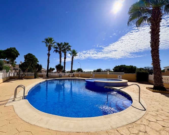 Image No.2-3 Bed Villa for sale
