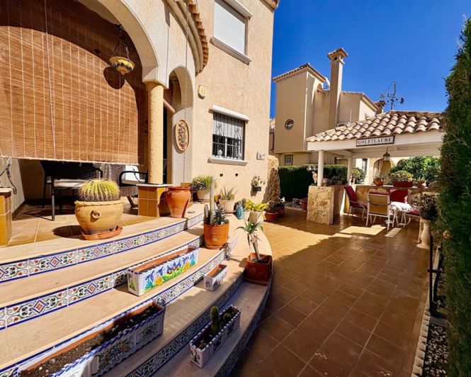 Image No.24-3 Bed Villa for sale