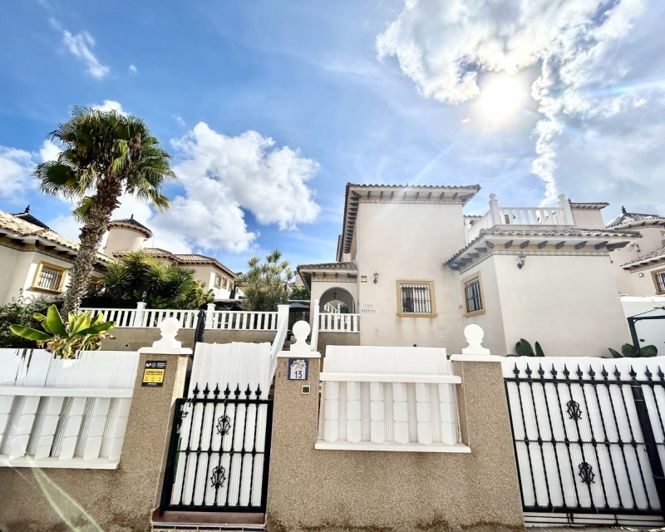Image No.20-4 Bed Villa for sale