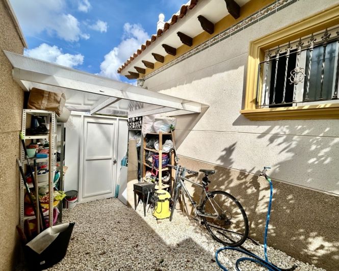 Image No.4-4 Bed Villa for sale